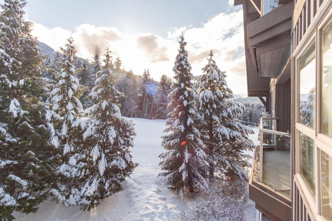 The Best Ski In Ski Out Two Bedroom Condo At Aspens Вістлер Екстер'єр фото