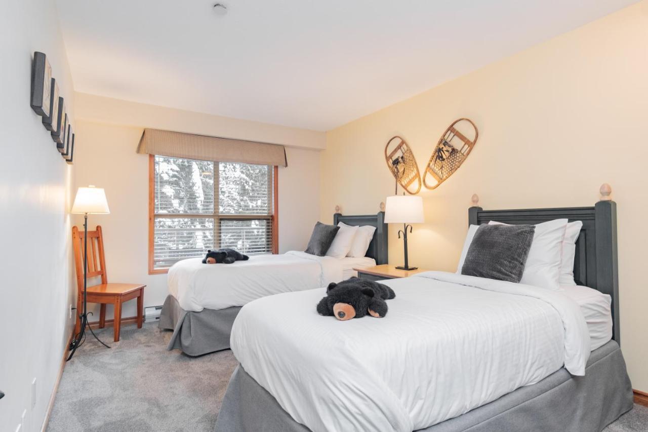 The Best Ski In Ski Out Two Bedroom Condo At Aspens Вістлер Екстер'єр фото
