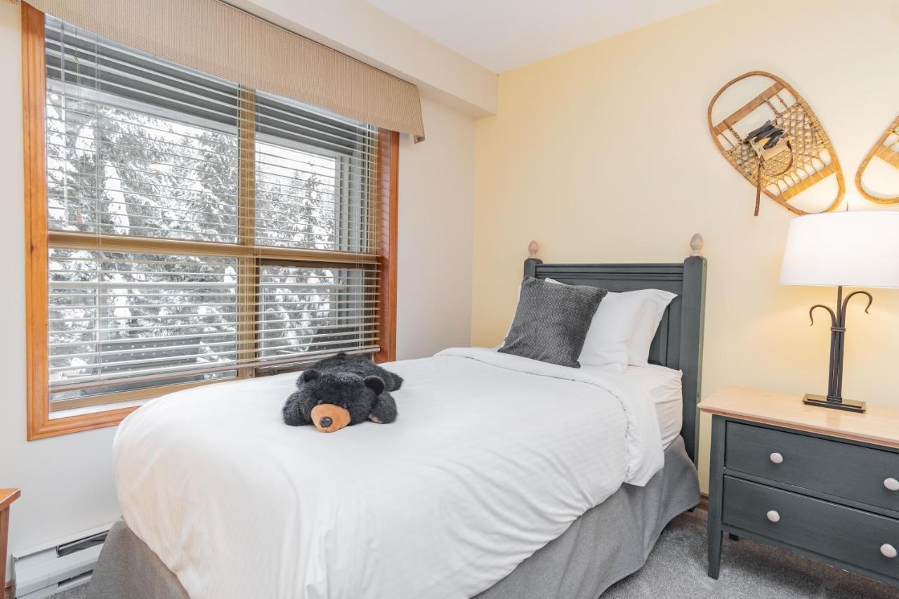 The Best Ski In Ski Out Two Bedroom Condo At Aspens Вістлер Екстер'єр фото