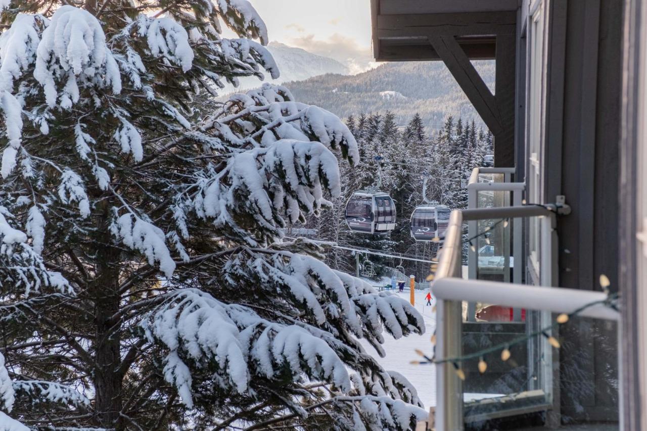 The Best Ski In Ski Out Two Bedroom Condo At Aspens Вістлер Екстер'єр фото